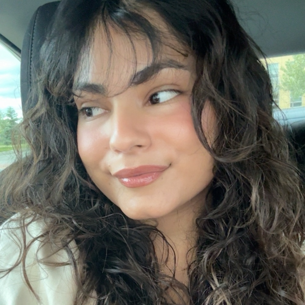 Meet your Posher, Saliah